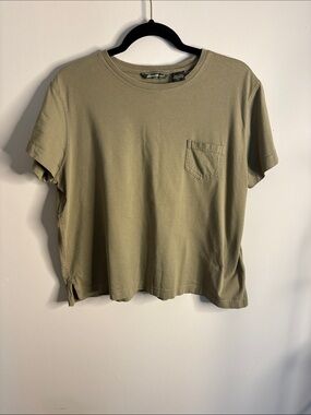 Eddie Bauer Crew Neck Tee in Olive-Taupe